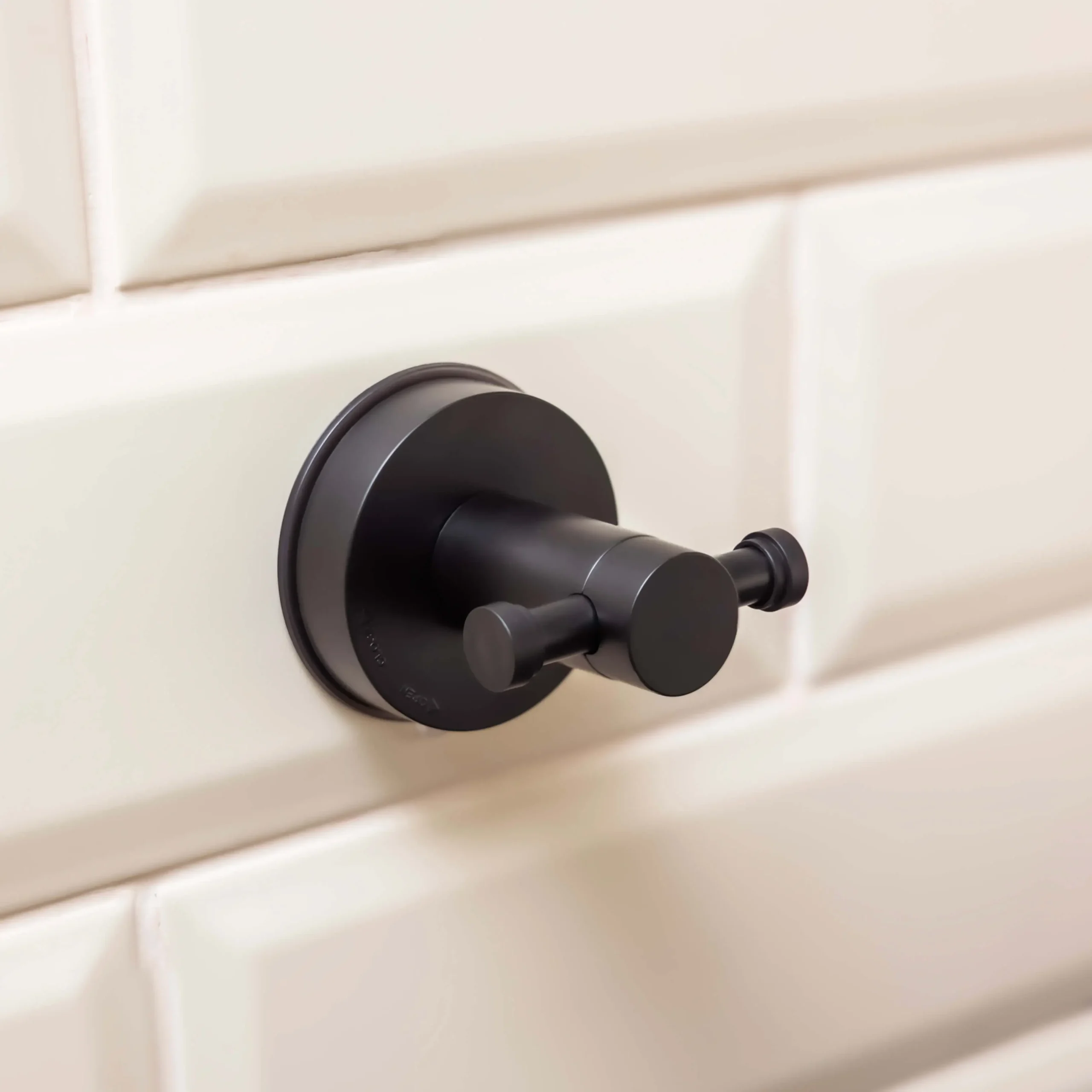bathroom-accessories