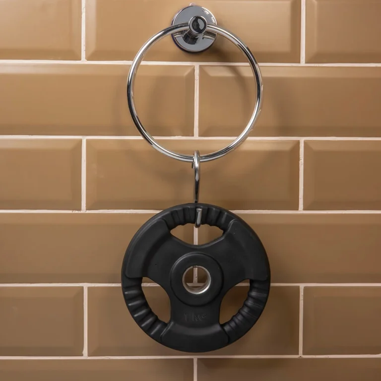 freestanding-towel-holder